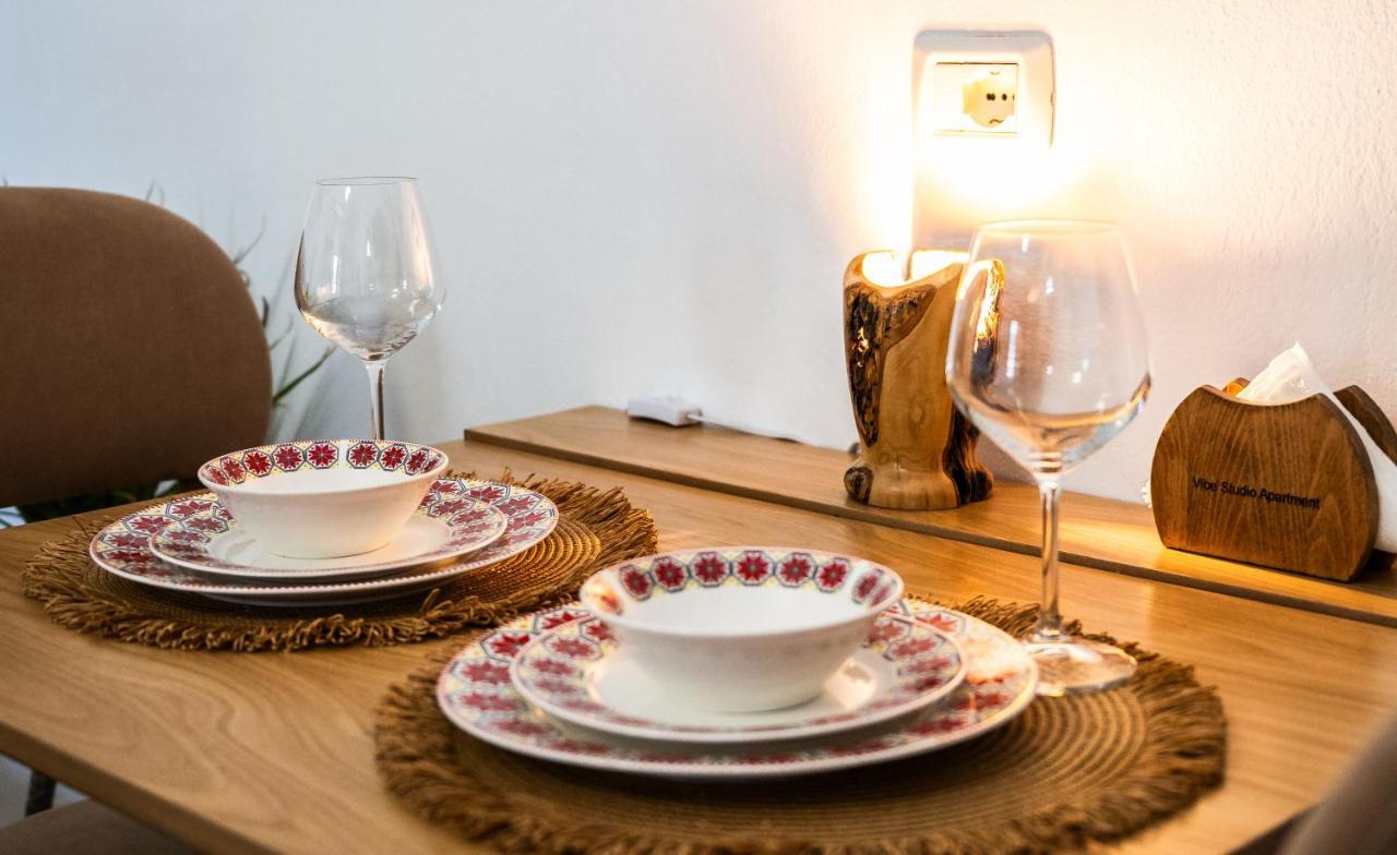 Vibe Studio Apartment Tiranë Ngoại thất bức ảnh