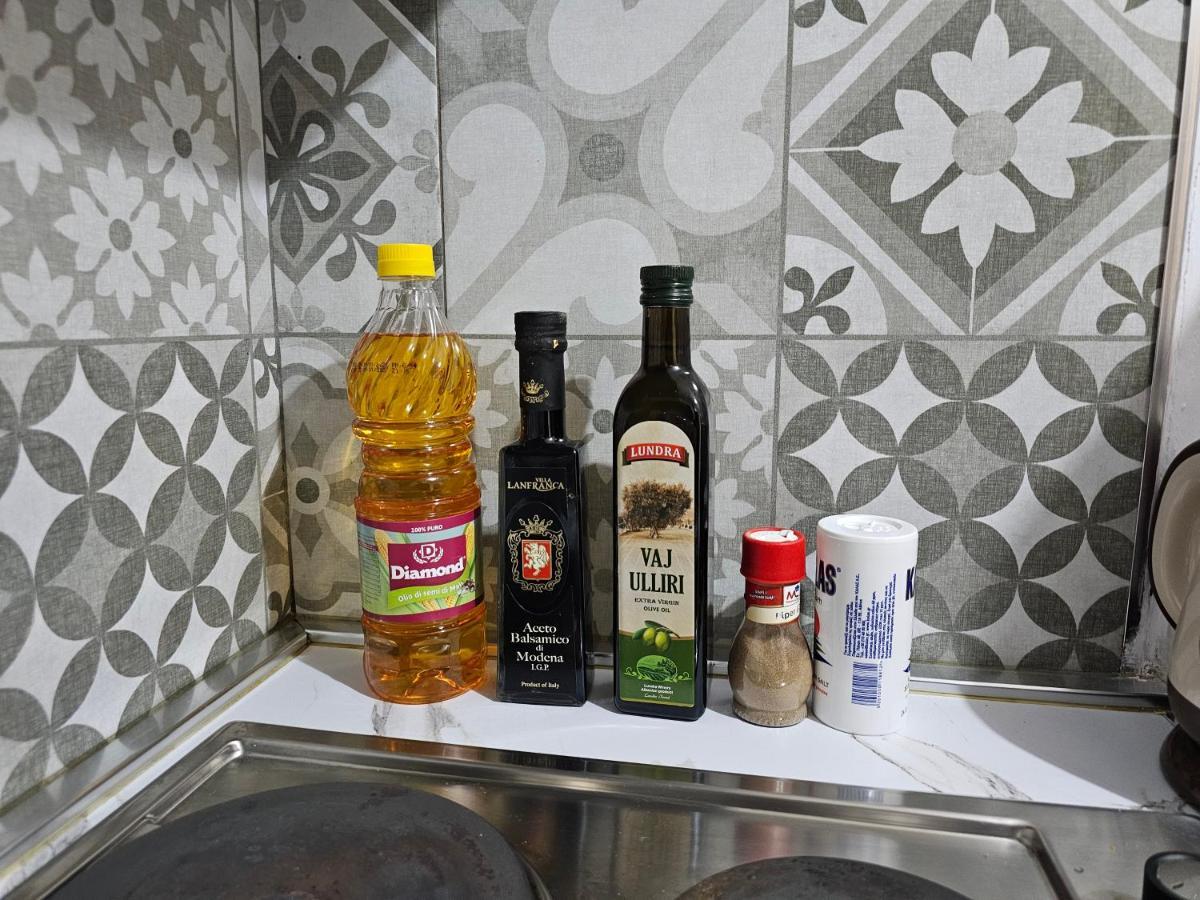 Vibe Studio Apartment Tiranë Ngoại thất bức ảnh